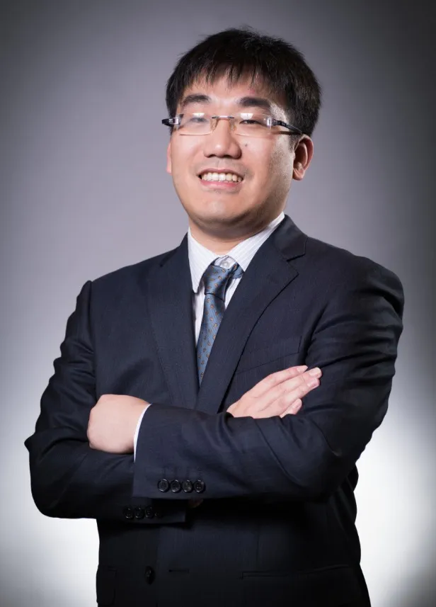郑希本人照片